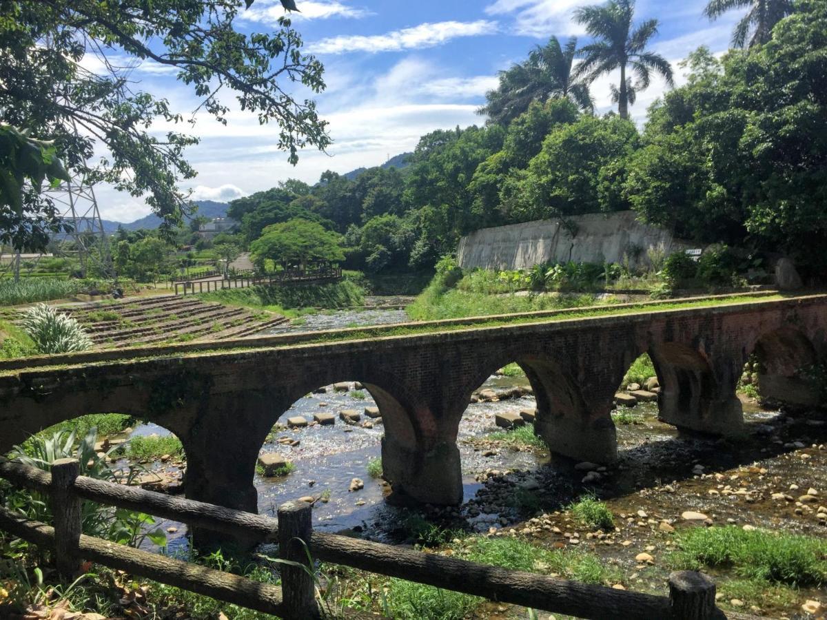 San Keng Lao Die 桃園市民宿065號 Лонгтан Экстерьер фото